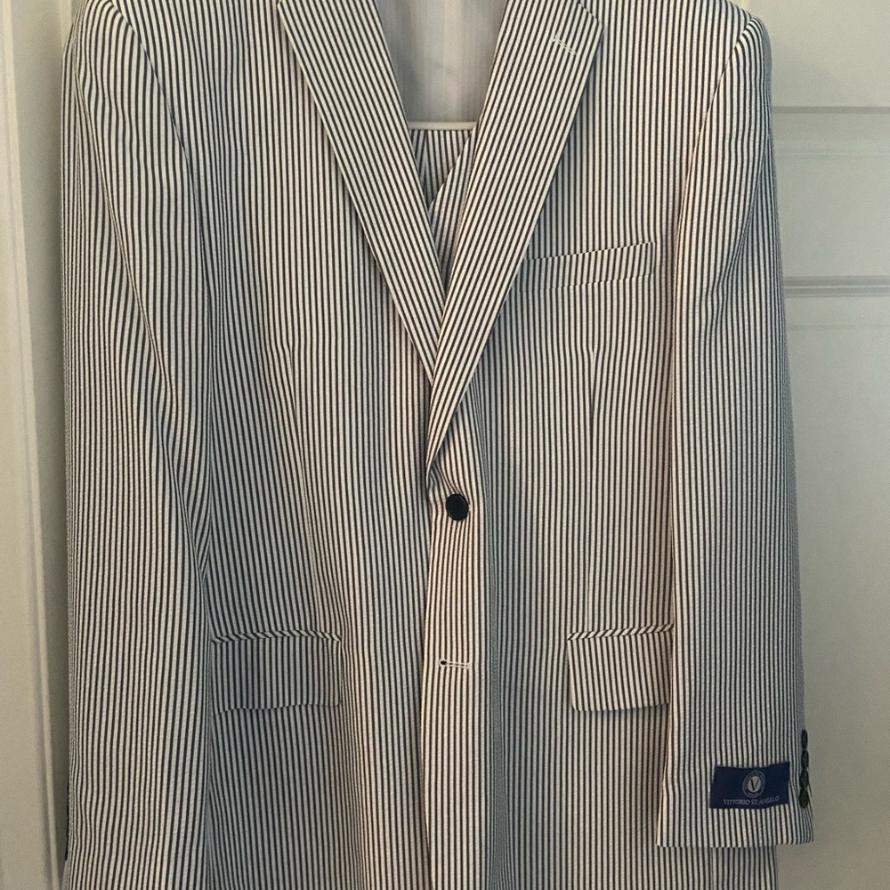 Men’s Striped White & Black Seersucker 3-piece suit